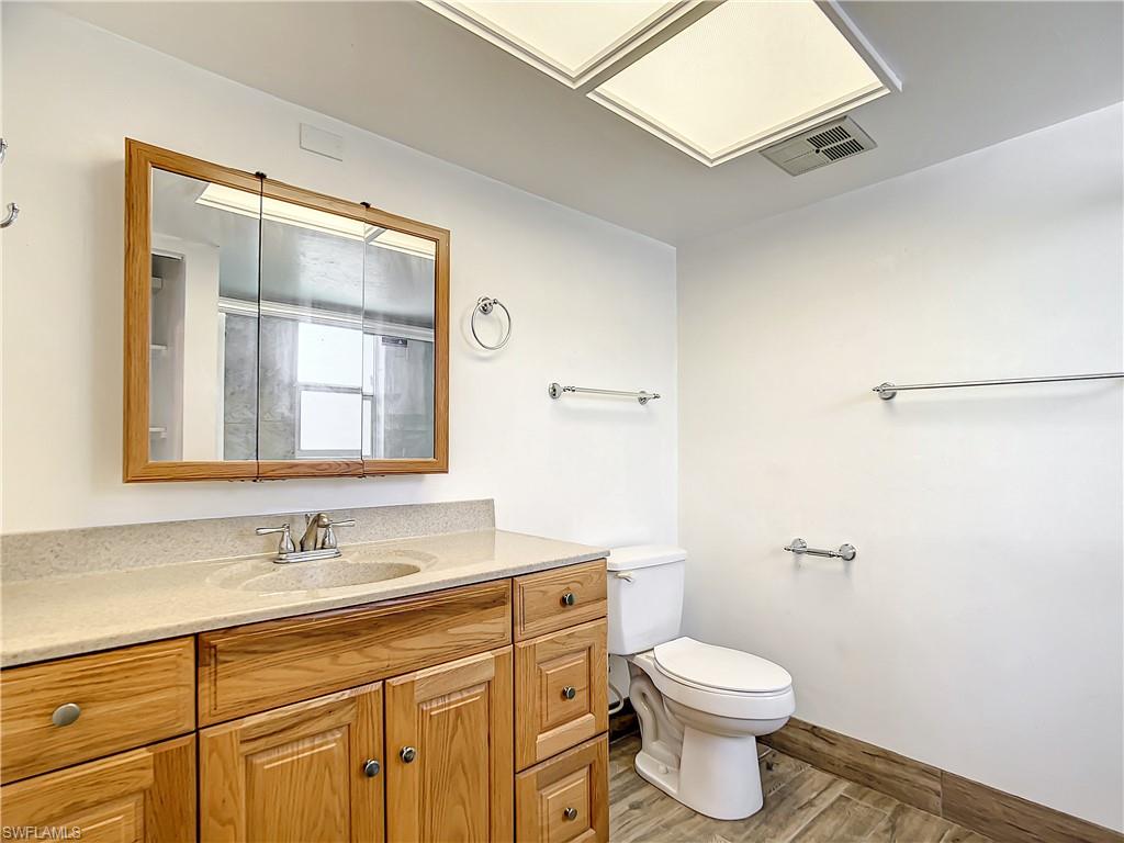 SAN CARLOS PARK - Residential