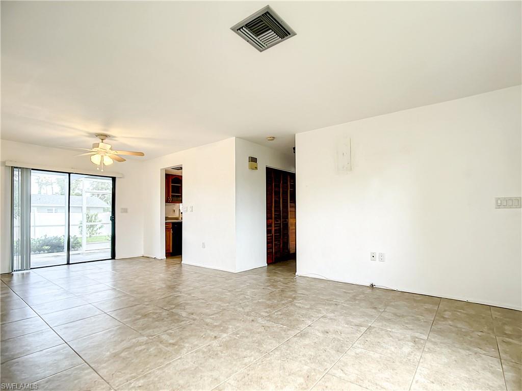 SAN CARLOS PARK - Residential