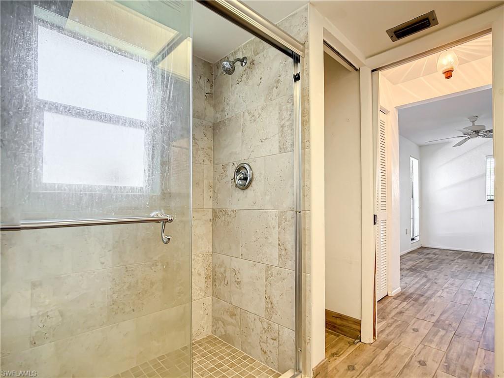 SAN CARLOS PARK - Residential