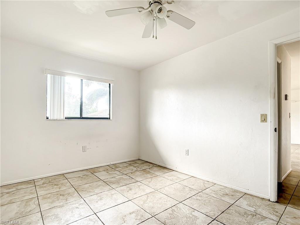 SAN CARLOS PARK - Residential