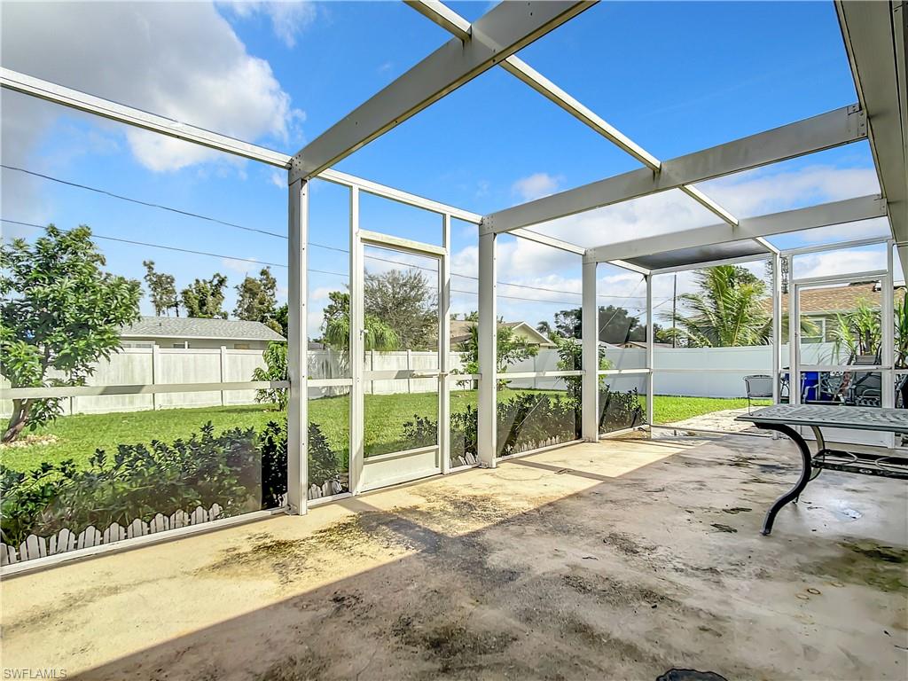 SAN CARLOS PARK - Residential