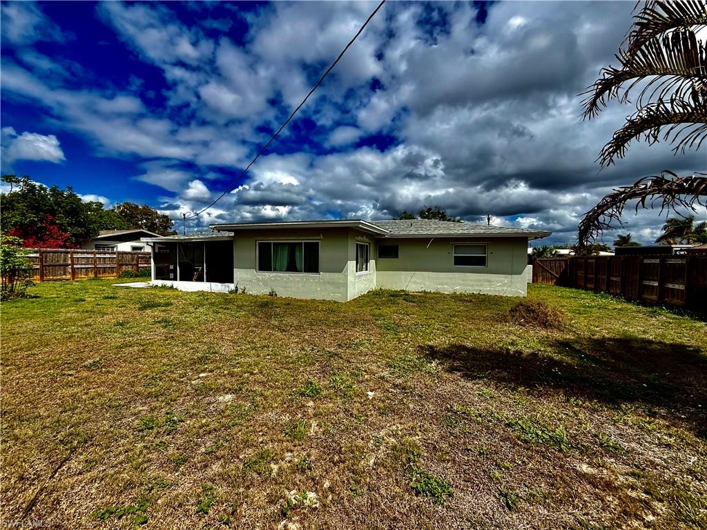 WILLOW LAKE SOUTH - Residential