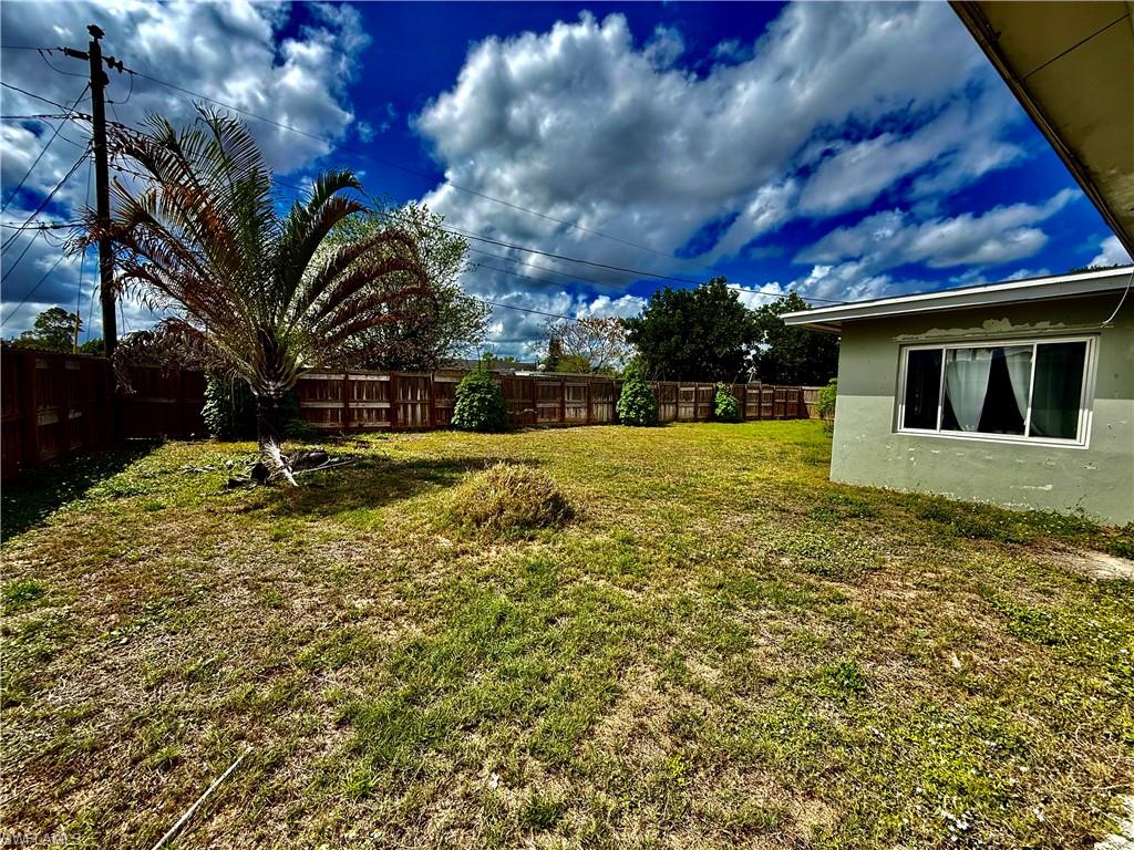 WILLOW LAKE SOUTH - Residential