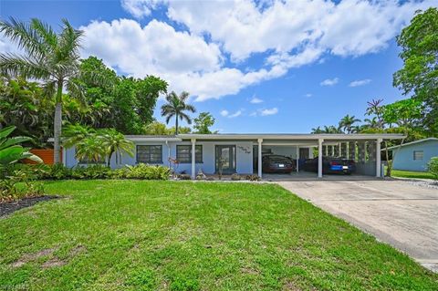 1248 Carlene AVE FORT MYERS FL 33901