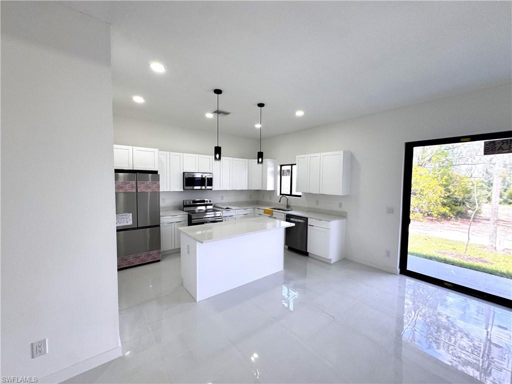 CAPE CORAL - Residential Lease