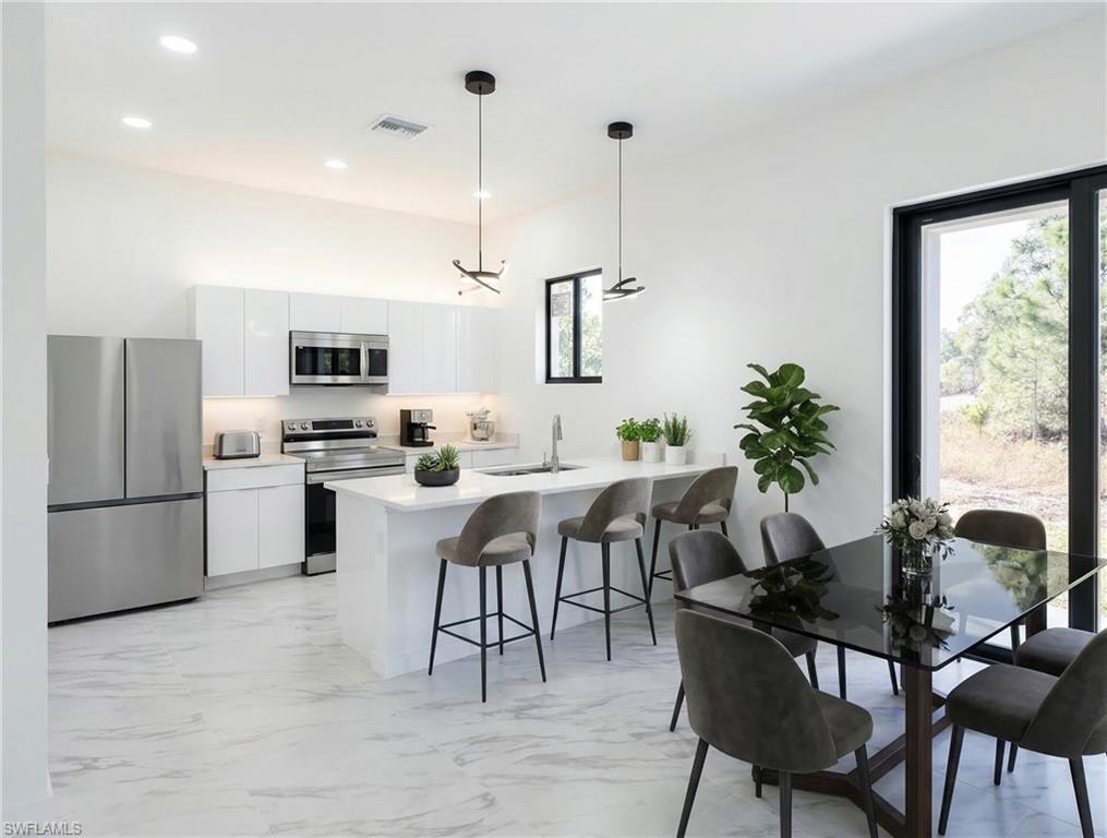 CAPE CORAL - Residential Lease