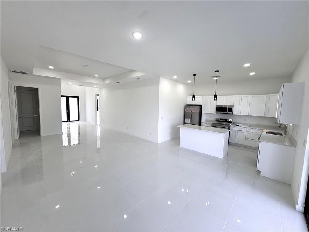 CAPE CORAL - Residential Lease