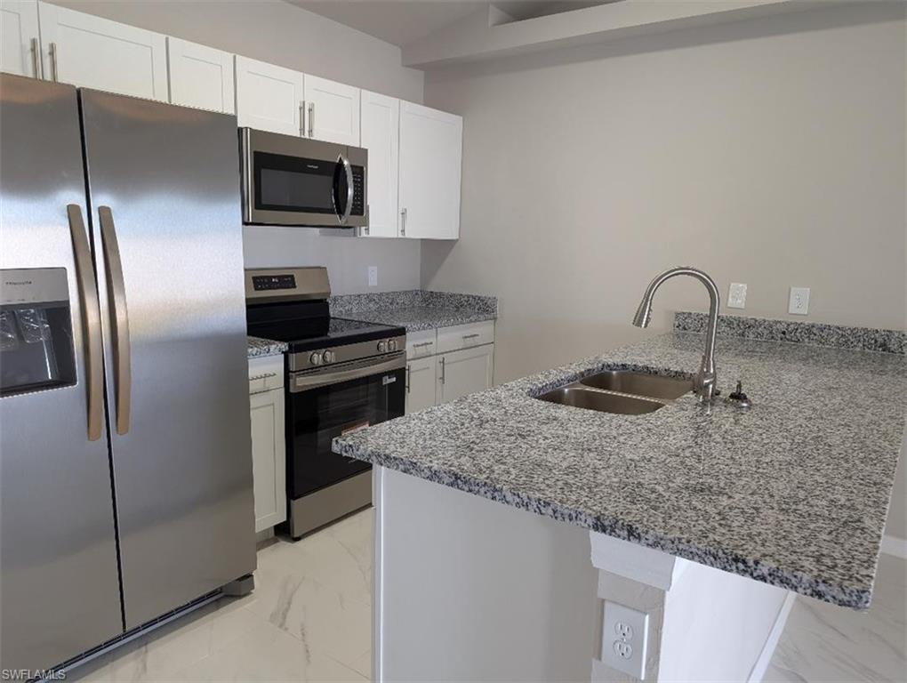 CAPE CORAL - Residential Lease