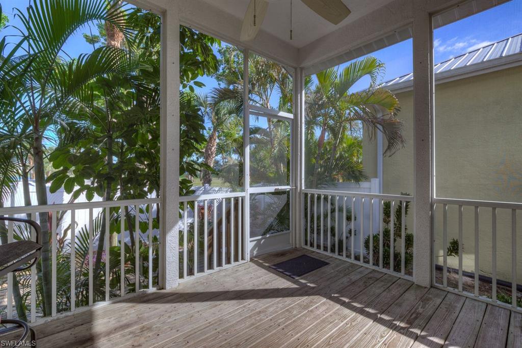 ISLAND PARK WOODS - Residential