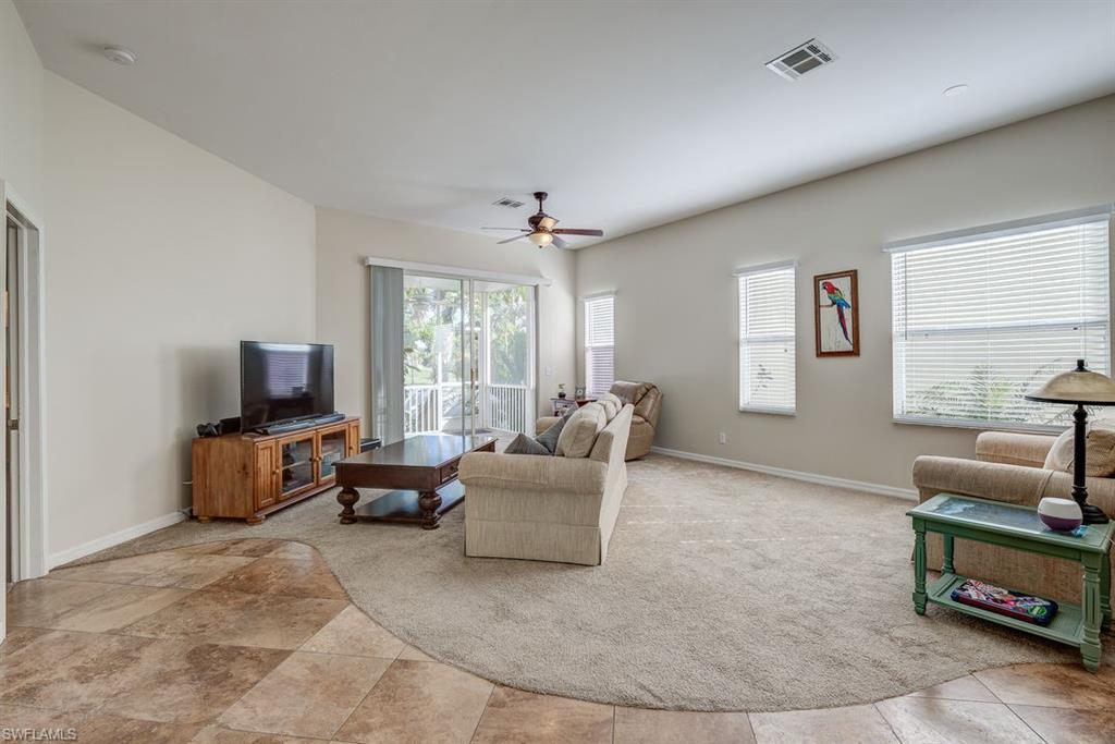 ISLAND PARK WOODS - Residential