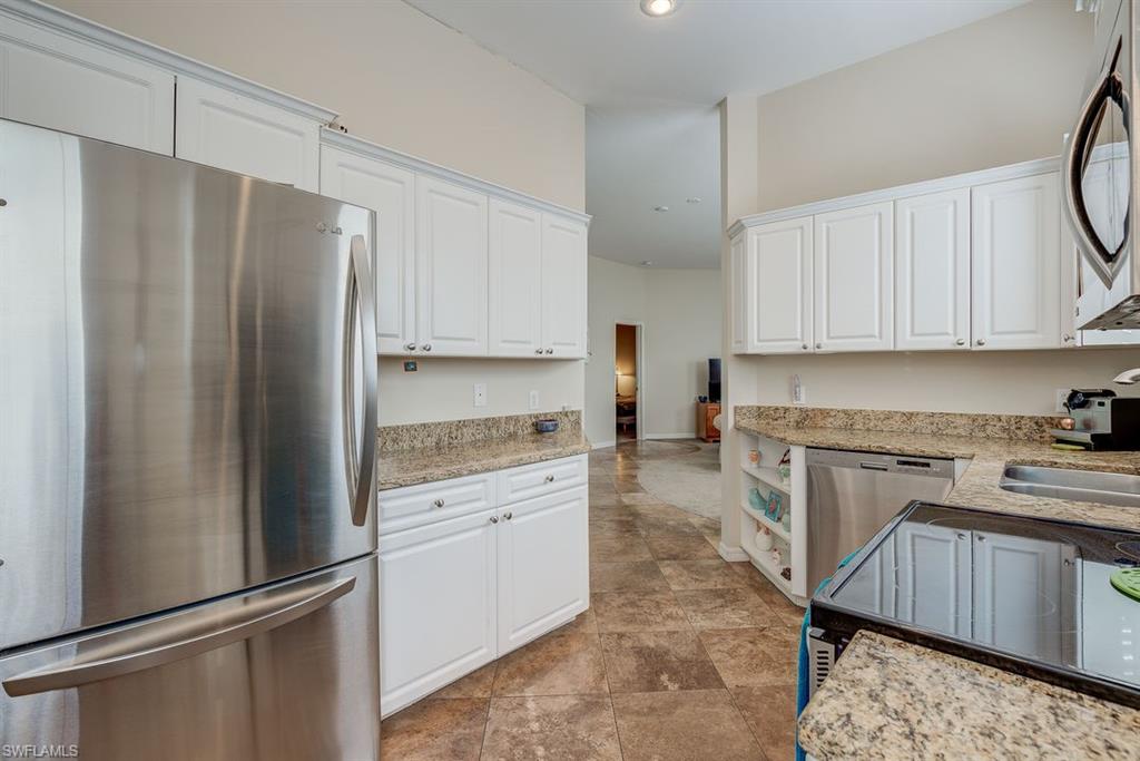 ISLAND PARK WOODS - Residential