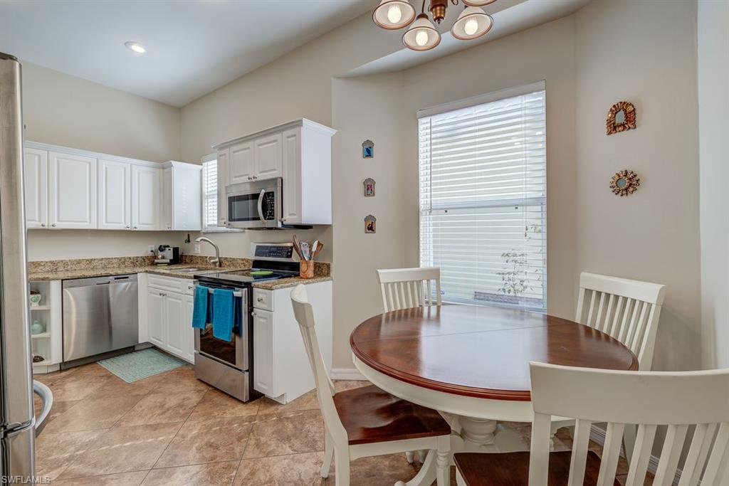 ISLAND PARK WOODS - Residential