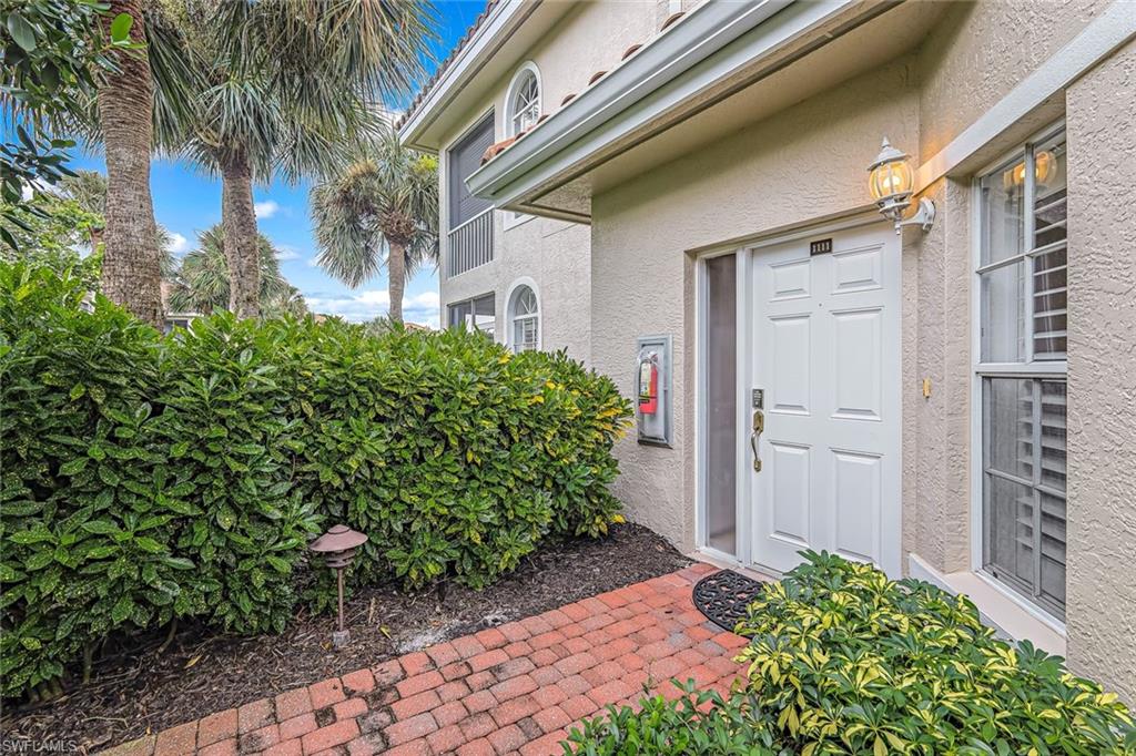 CRESCENT - Residential