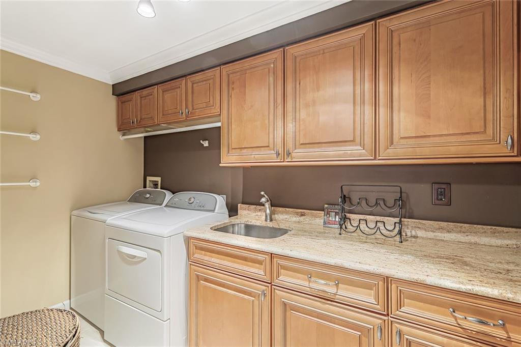 CRESCENT - Residential