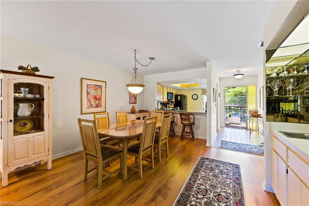 COURTWOOD - Residential