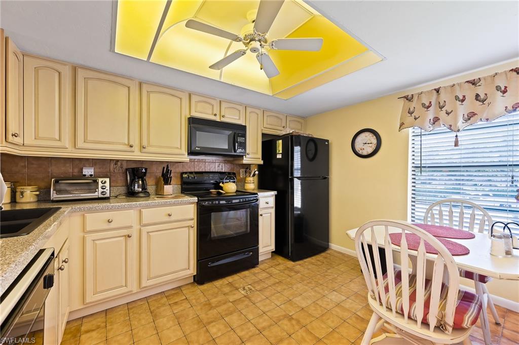 COURTWOOD - Residential