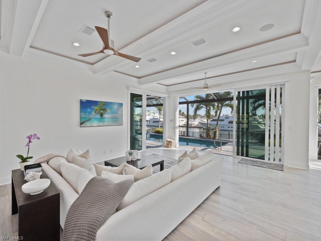 1285 Martinique CT