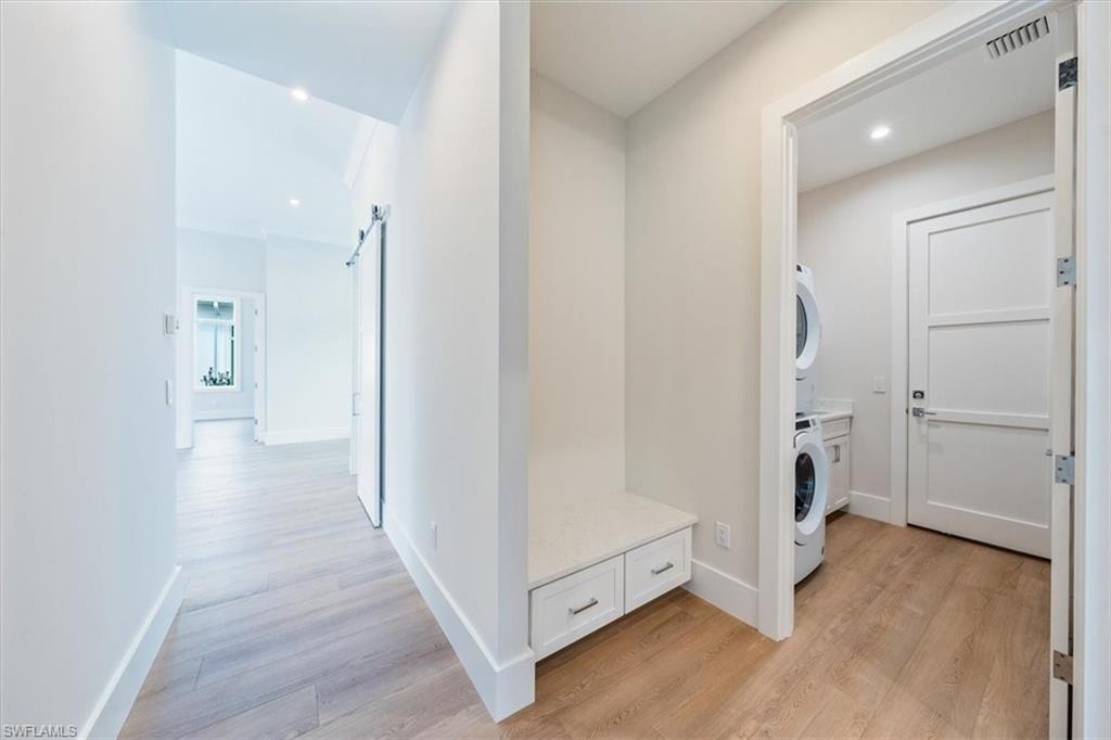 COCONUT LANDING - Residential