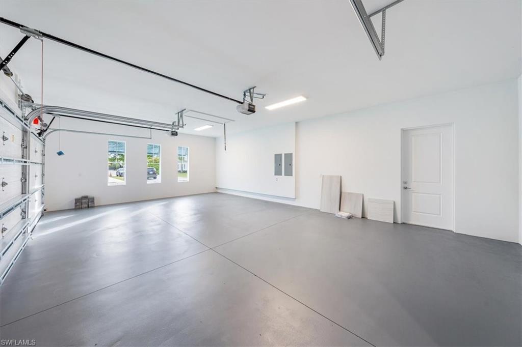 COCONUT LANDING - Residential