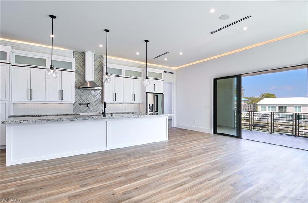 ISLES OF CAPRI - Residential