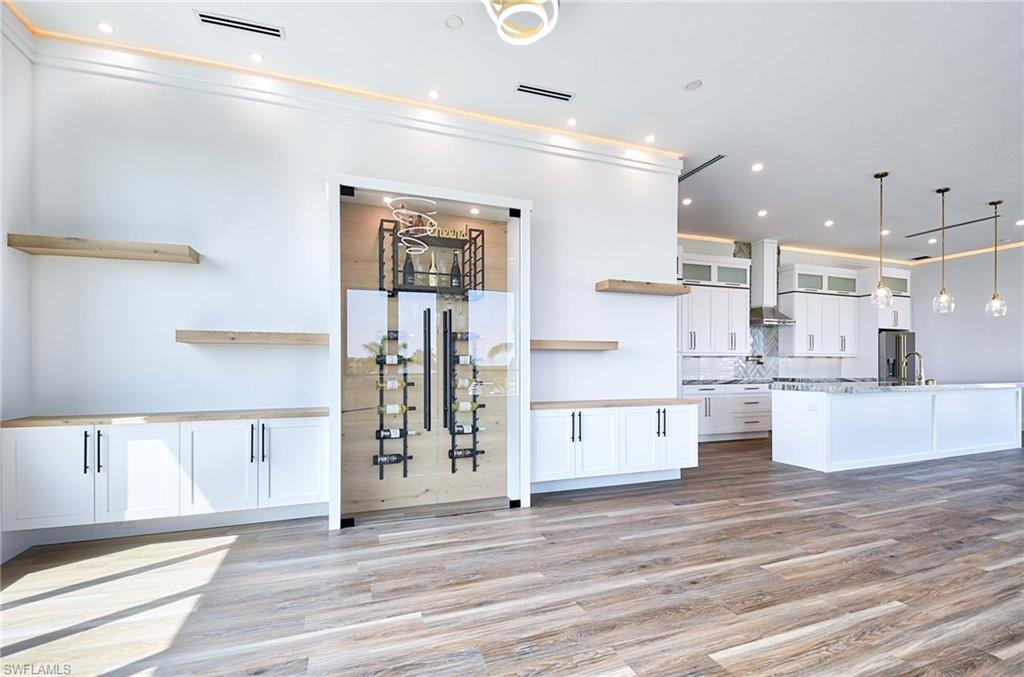 ISLES OF CAPRI - Residential