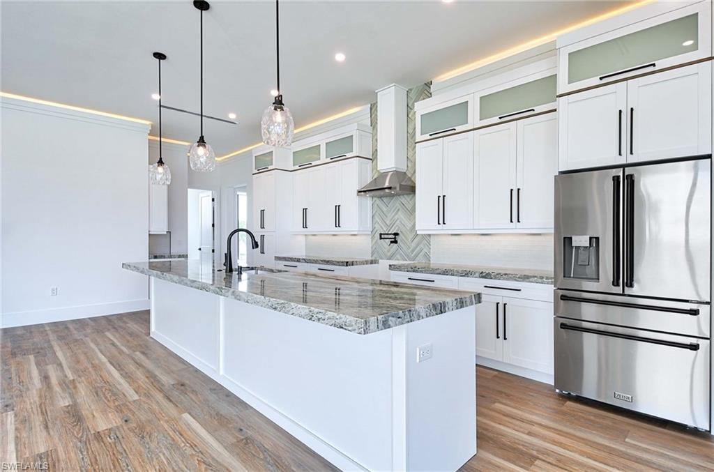 ISLES OF CAPRI - Residential