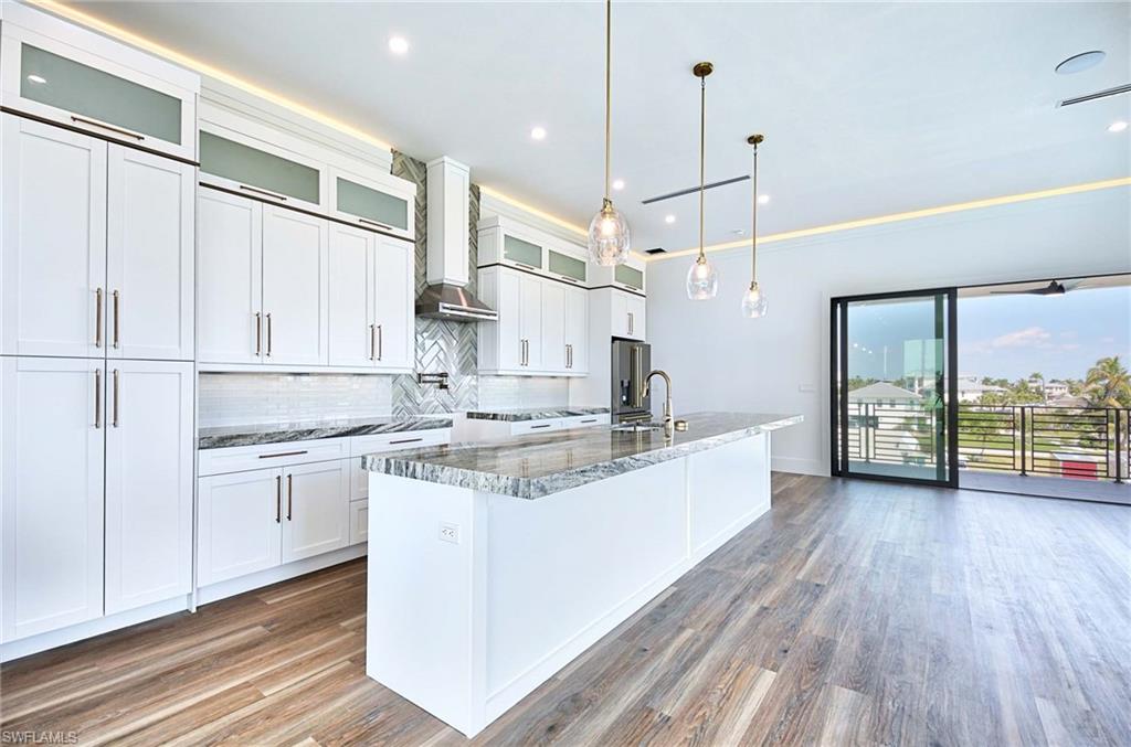 ISLES OF CAPRI - Residential