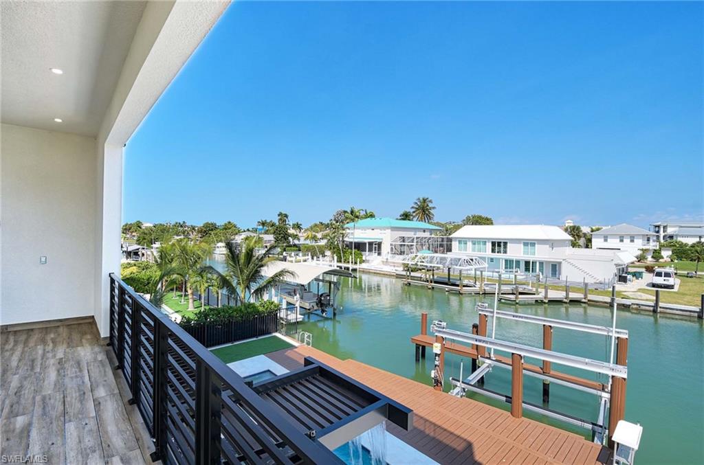 ISLES OF CAPRI - Residential