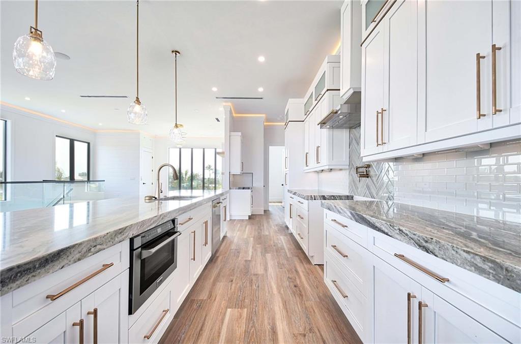 ISLES OF CAPRI - Residential