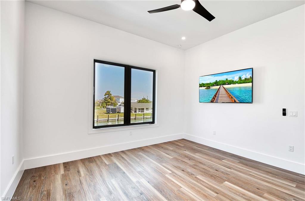 ISLES OF CAPRI - Residential