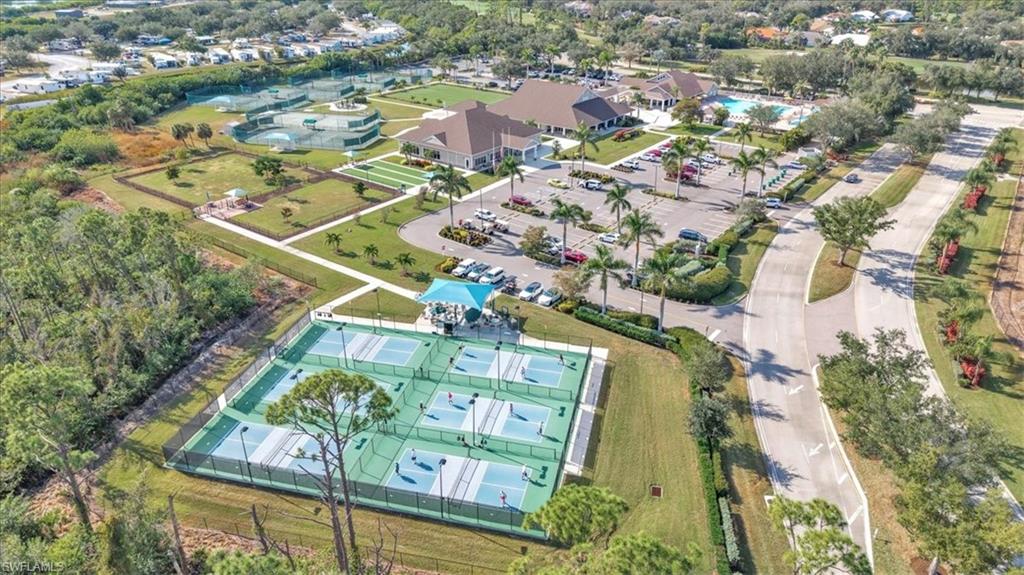 RIVERWOOD - Residential