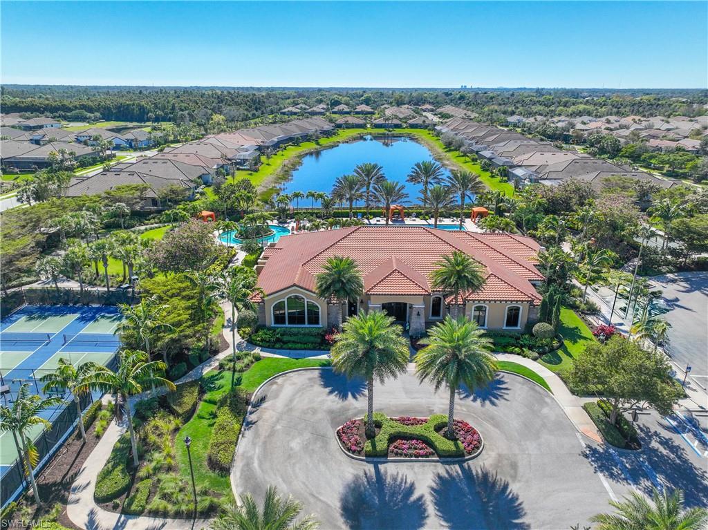 ESPLANADE AT HACIENDA LAKES - Residential