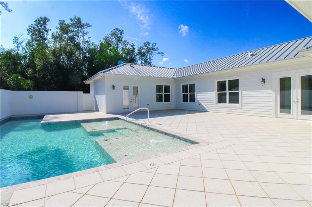 ACREAGE HEADER - Residential Lease