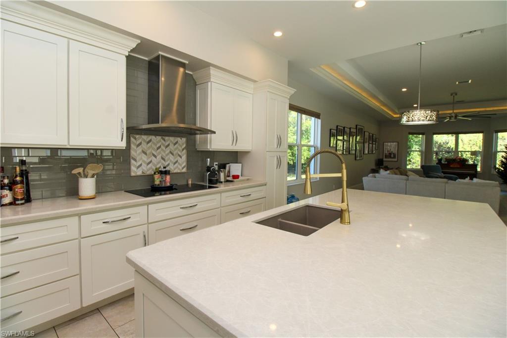 ACREAGE HEADER - Residential Lease