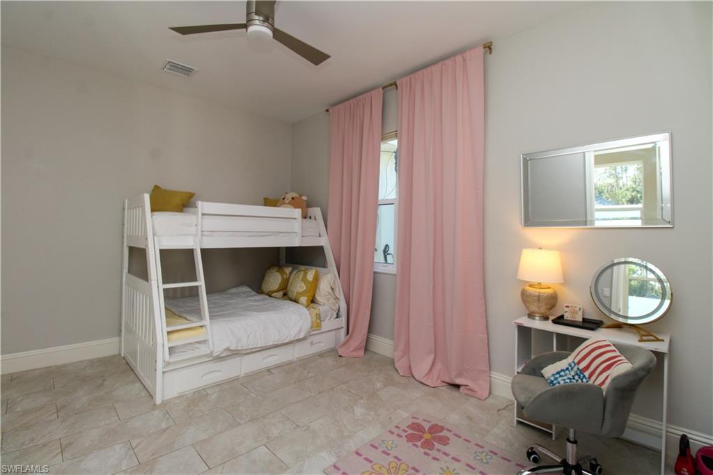 ACREAGE HEADER - Residential Lease