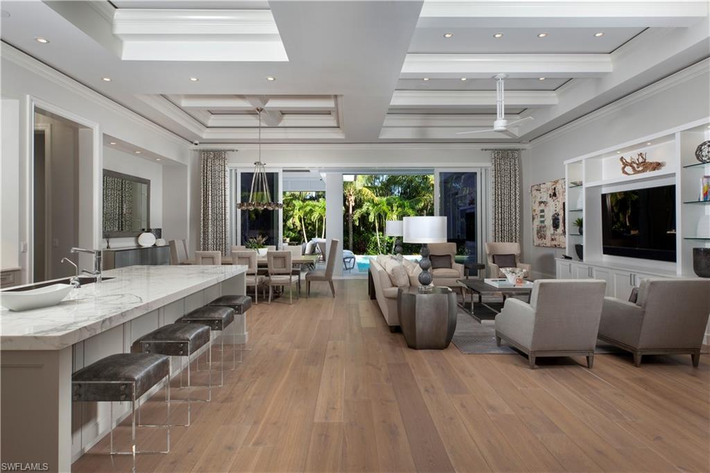 PARK SHORE - Residential