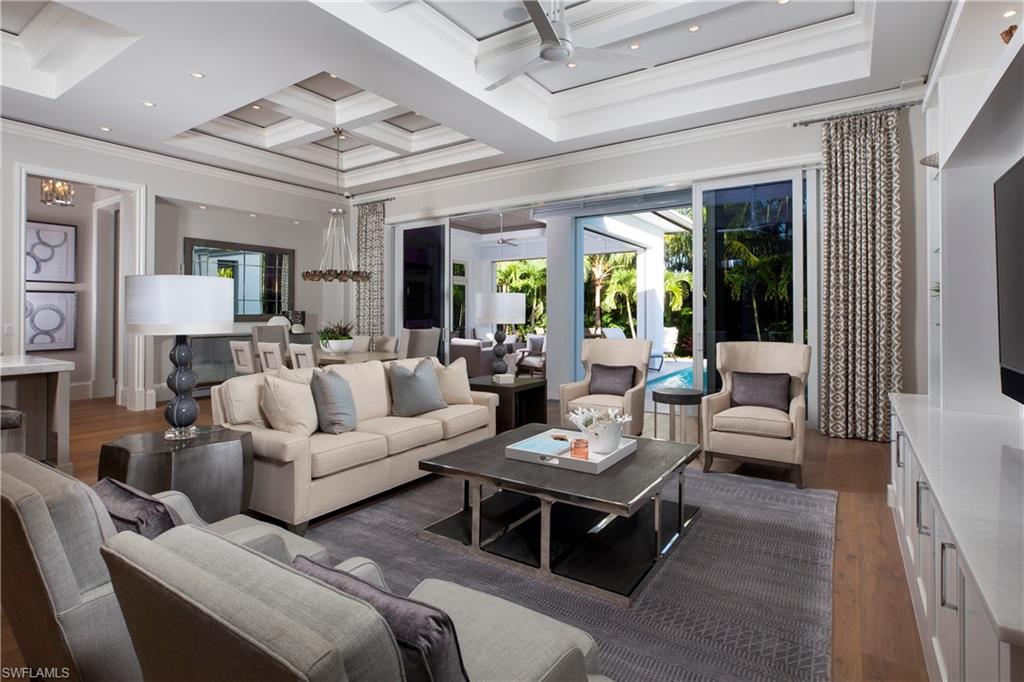 PARK SHORE - Residential