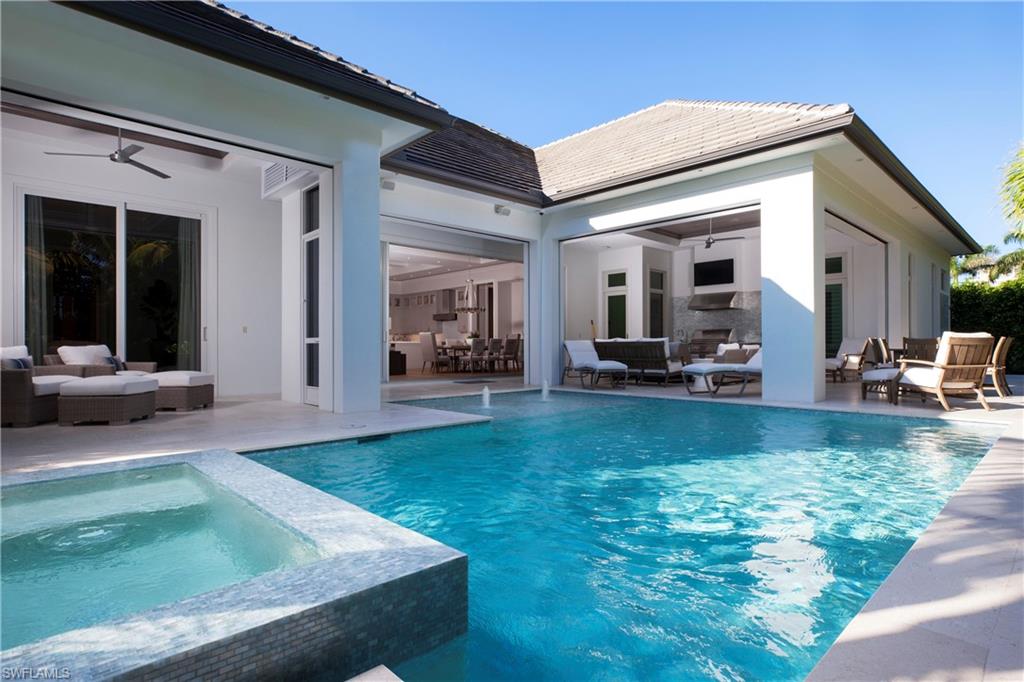 PARK SHORE - Residential