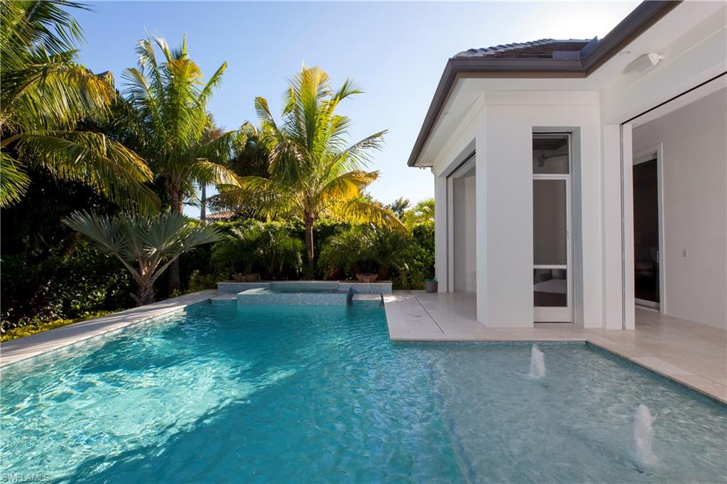 PARK SHORE - Residential