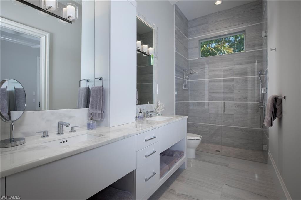 PARK SHORE - Residential