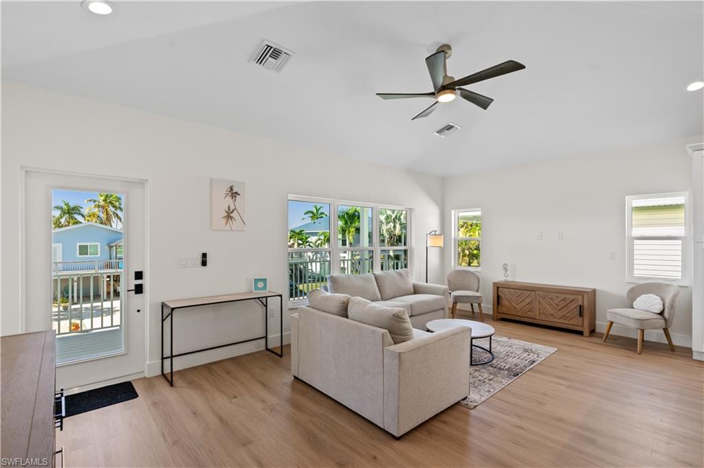 HILLS T.P. - Residential