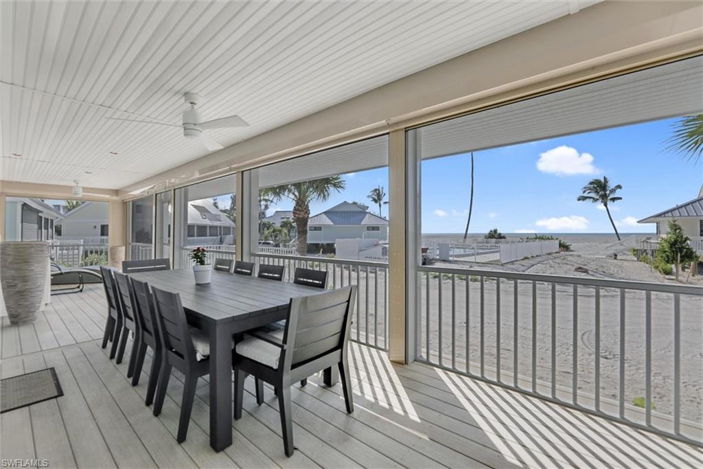 BEACH HOMES - Residential