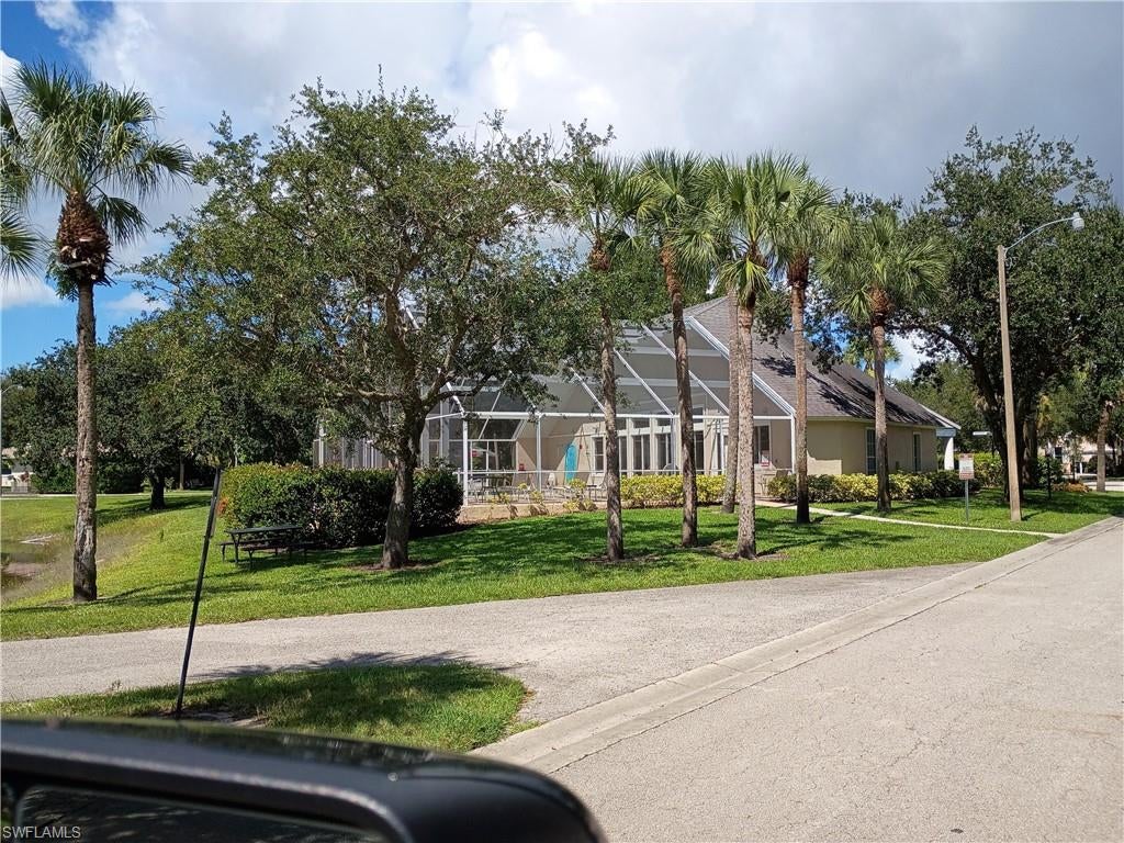 12393 Londonderry LN