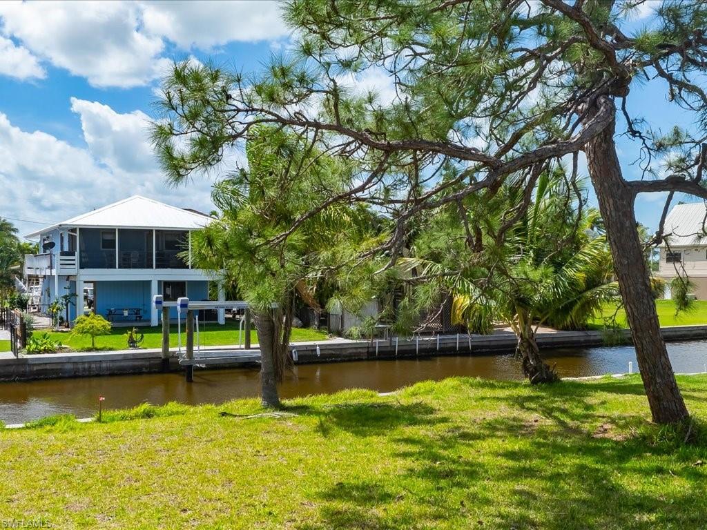 ESTERO BAY SHORES - Land