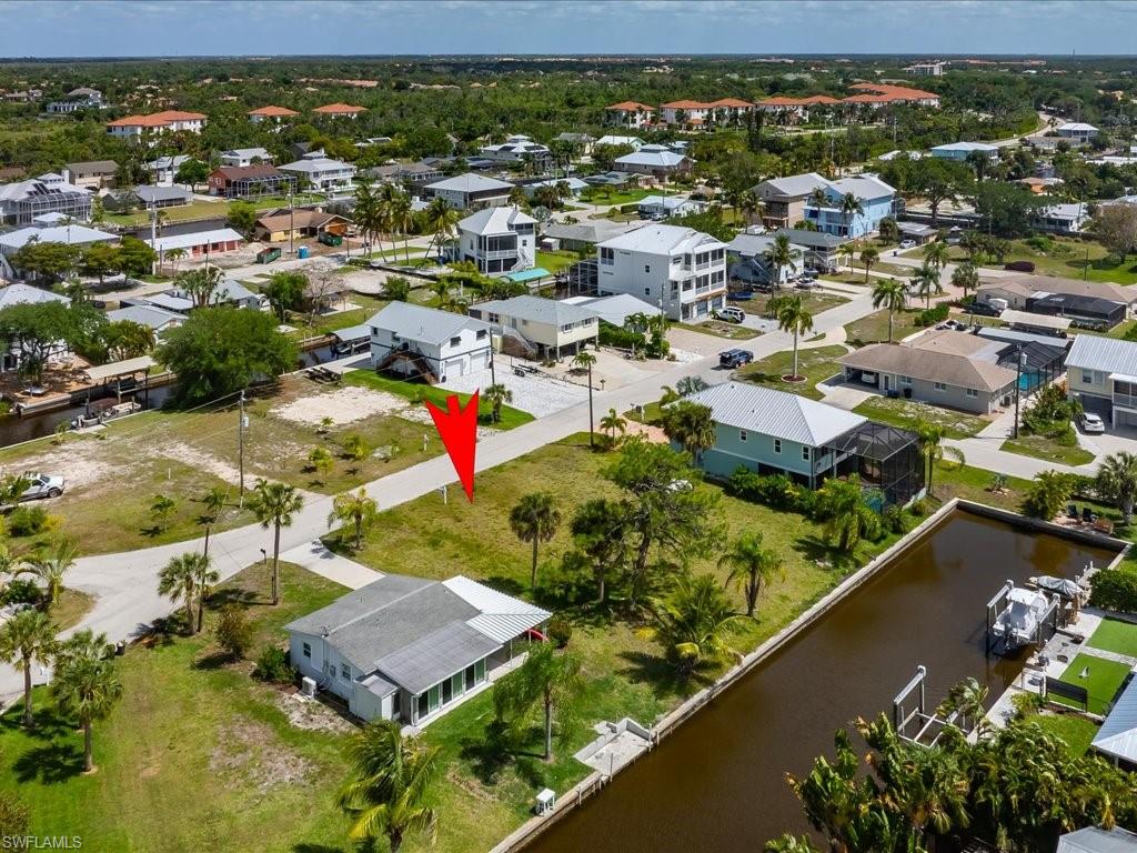 ESTERO BAY SHORES - Land