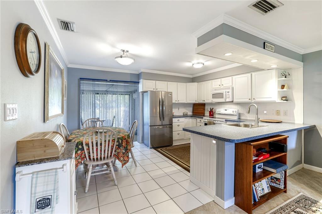 COCOHATCHEE CLUB - Residential