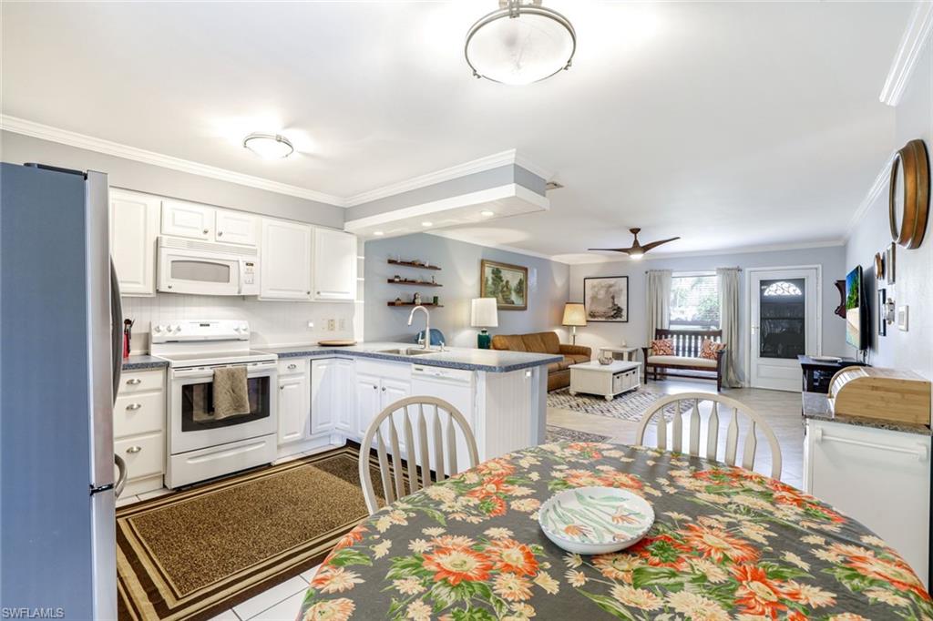 COCOHATCHEE CLUB - Residential