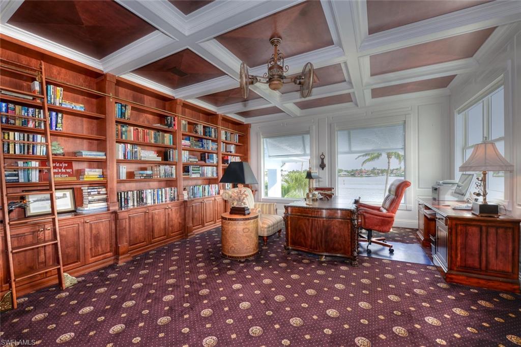 AQUALANE SHORES - Residential