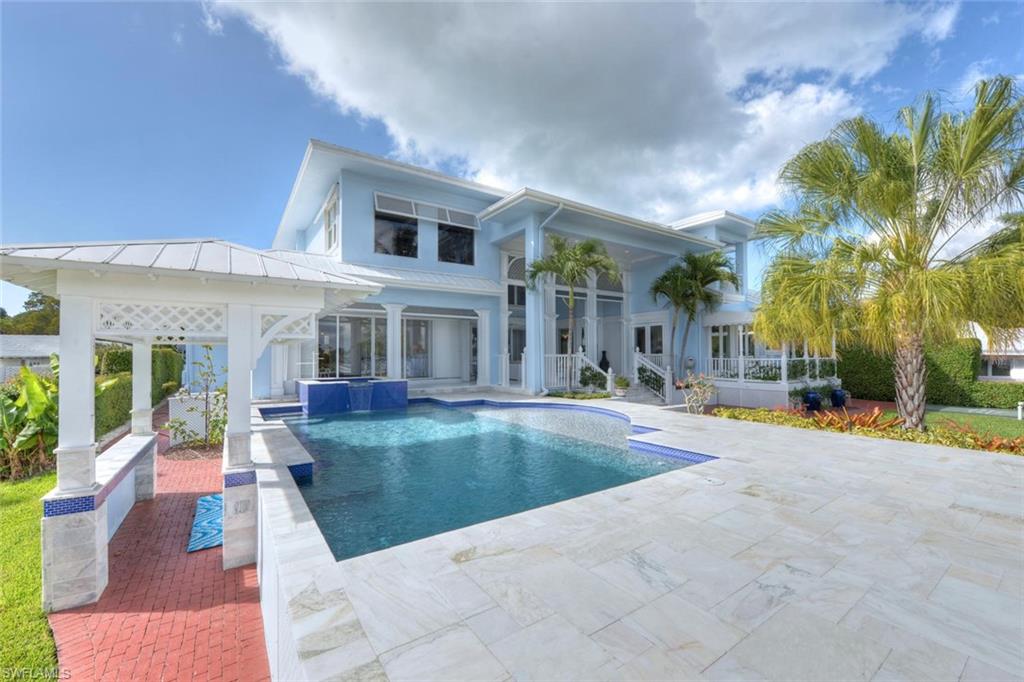 AQUALANE SHORES - Residential