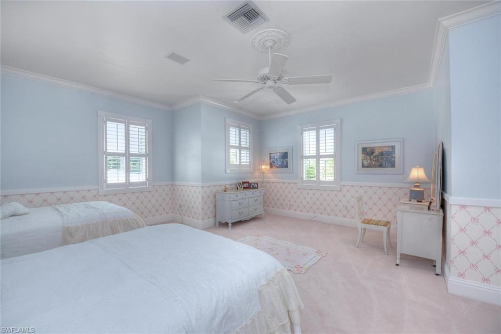 AQUALANE SHORES - Residential